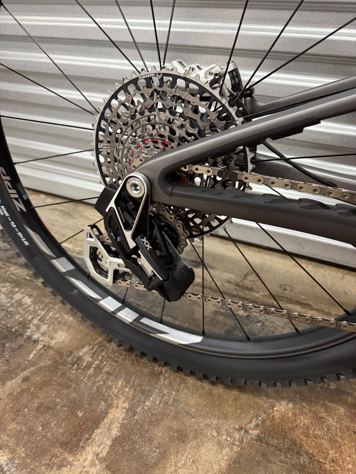 Showroom Diggity 6-Star Talus Grey