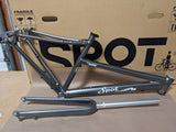 42 Acme Grey Frame