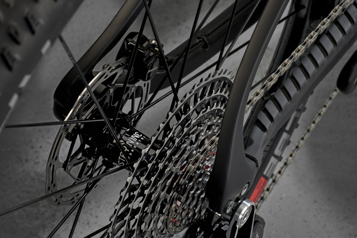 Rocker V2 Geared Or SS in Black
