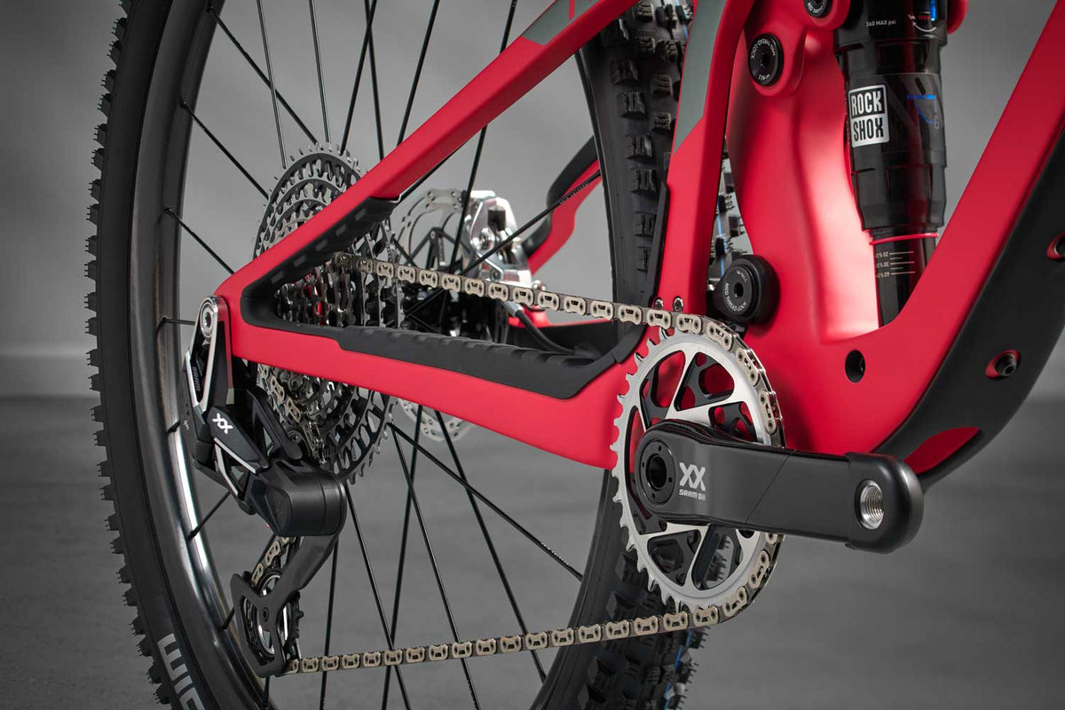 Ryve 115 in Matte Hot Tomato
